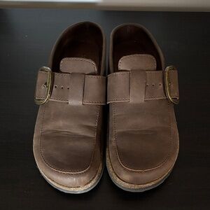 Women’s slip on shoes